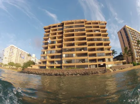 OCEANFRONT High Floor RENOVATED Maui Kai 806 Condo Private OPEN Lanai KING BED