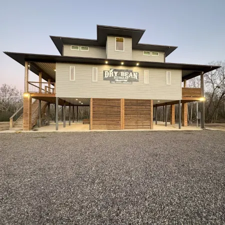 Crater of Diamonds, Murfreesboro, Lake Greeson, Riverfront Cabin, Trout Fishing