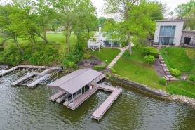 Lake front Cottage on Morse Reservoir w/ Boat Slip