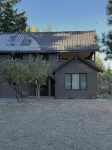 Luxury Cabin! Hot Tub with Amazing views of the valley, river and Mt. Stuart. - Feriehus