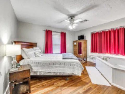 Huge Historic Gem Steps From The University of Oklahoma