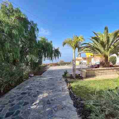 The perfect blend of tranquillity, beauty and functionality. Hotel Exterior