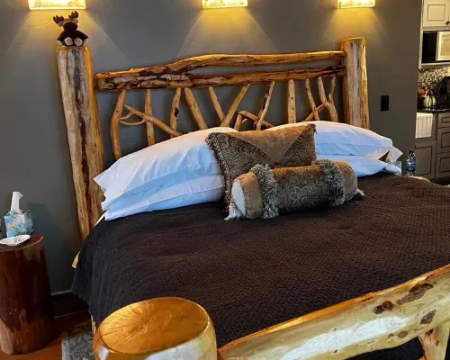 Romantic Retreat for Two: Make A Montana Memory! Hotels in Pray