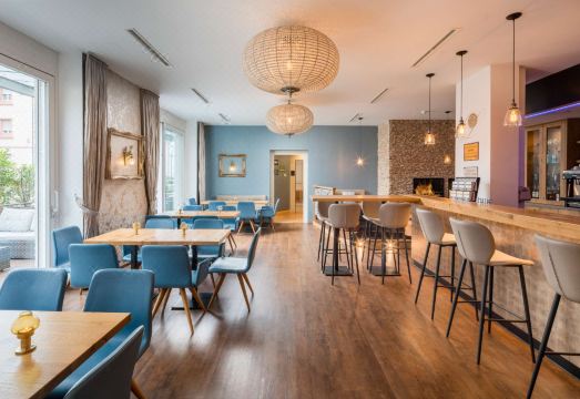 2. 베스트 웨스턴 ..