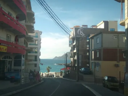 Cozy family villa with a courtyard and barbecue area Отели в г. Добра-Вода