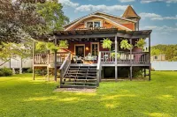 The Farrow House- Canoe, Bike, Hike, Historic, Hocking Valley Railroad,