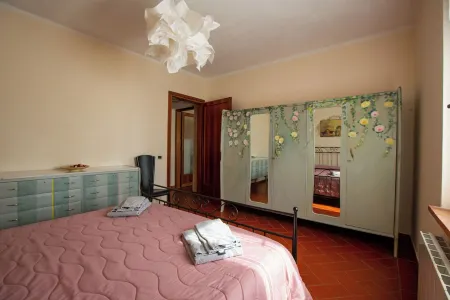 Beautiful farmhouse 20 km. from Pisa with swimming pool - Bellavista apartment