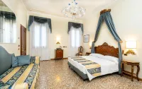 Hotel Torino - 3-Star