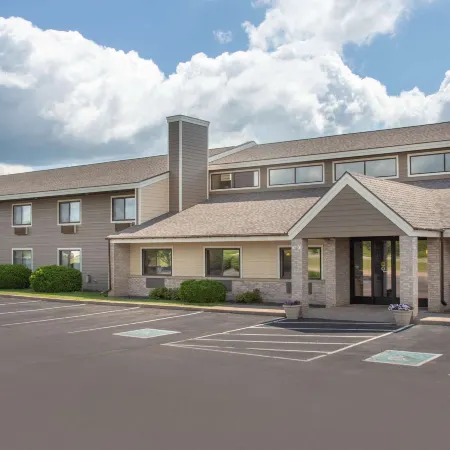 AmericInn by Wyndham Hayward