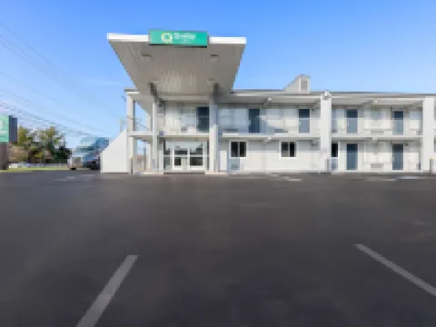 Quality Inn Nashville - Opryland Area Hotels in Nashville