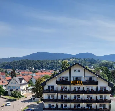 Hotel Stadt Gernsbach Hotel di Bad Herrenalb