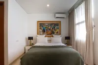 Dago Suite Luxury 3Br + 1 Apartment