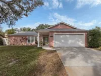 Spacious 4-bedroom house in delightful Sarasota with WiFi, AC Hotels near Beneva Marketplace