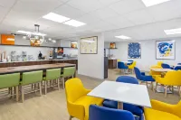 Comfort Suites Northside Hospital Gwinnett Hotels in Lawrenceville