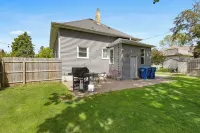 Cape Code Home Kewaunee Near Door County