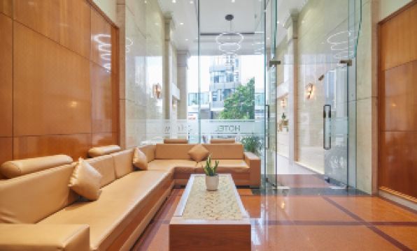 Bin Bin Hotel 10 - Mimosa Near Tan Son Nhat Airport