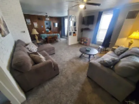 The 1860 - Your family will be close to everything when you stay at here. Hotels in Iola