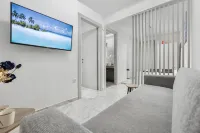 Premium Jacuzzi suite at the City Center