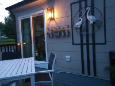 Relaxing sanctuary and getaway. Pet friendly!