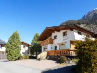 Apart Michelle Hotels in Huben