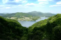 Mountains and Rivers - アパートメント