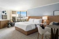 Moana Surfrider, A Westin Resort & Spa, Waikiki Beach Hotels in Honolulu