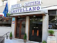 Hotel Castellano I Hotels in Pedrosillo el Ralo