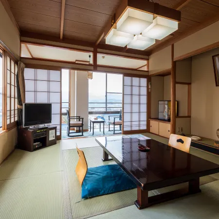 Tenku-No-Shiro Sangitei-Honkan