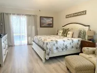 Beautiful 3 Bedroom 2 Bath Home with Heated  Private Pool. Sleeps 6 to 8.