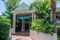 3 bedroom 2 bath Ocean front condo on marina with opt boat slip.