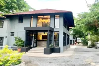 เดอะ เฮนรี่ รีสอร์ท ตารามินดู ไลยา โรงแรมใน
