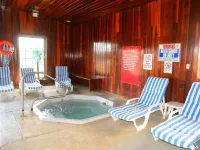 Budget Inn Express - Hot Tub