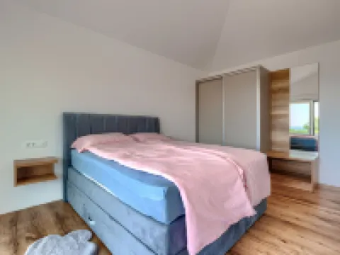 Kliska Hoteles en Peroj