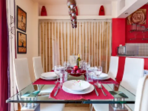 Morski dragulj Hotels in Srima