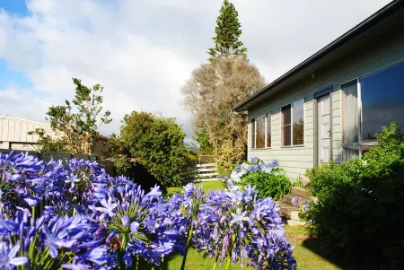 Gray Cottage, Eden, New South Wales Отели рядом с достопримечательностью «Cat Balou Cruises»