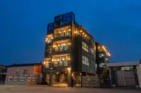 釜山查姆度假屋 新坪小公園附近的飯店