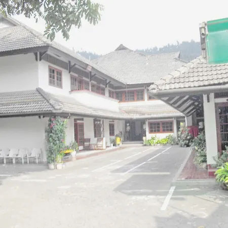 Komajaya Komaratih Hotel