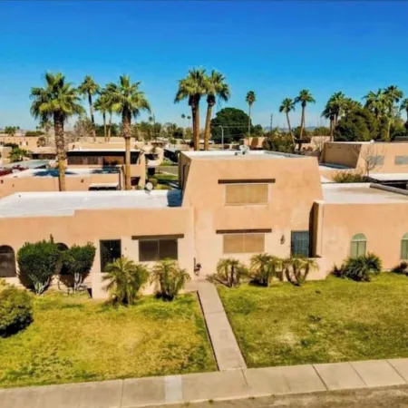 Cozy condo in Yuma!