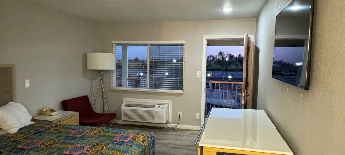 Pacific Express Inn Hotels in Merced