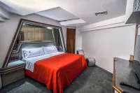 Motel Mediterraneo - Motels