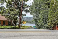 Lakeview Fishing House-121 by Big Bear Vacations