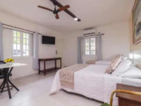 Pousada Daleste โรงแรมในอังกรา ดอส เรอิส