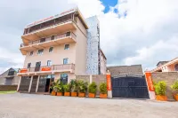 Kings Premier Inn Các khách sạn ở Mlolongo
