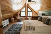 Romantic Forest Lovers Nest by Casa Oso - 4-Star