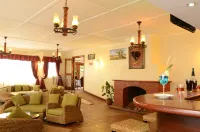 The White Rhino Hotel - bars