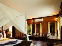 Paradise Pearl Bungalows Các khách sạn gần Hang Viking