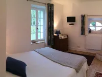 Maison d'Eclaibes Hotels in Sains-du-Nord