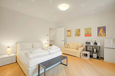 Les Suites di Sara 3 Отели в г. Рива-дель-Гарда