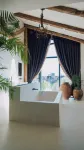 To Be Social House - Bathtub