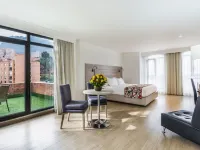 Hotel Rosales Plaza Hotels near تشابينرو